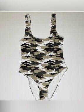 NEW Kendall + Kylie Camo One Piece Swimsuit XS High Cut Low Back
